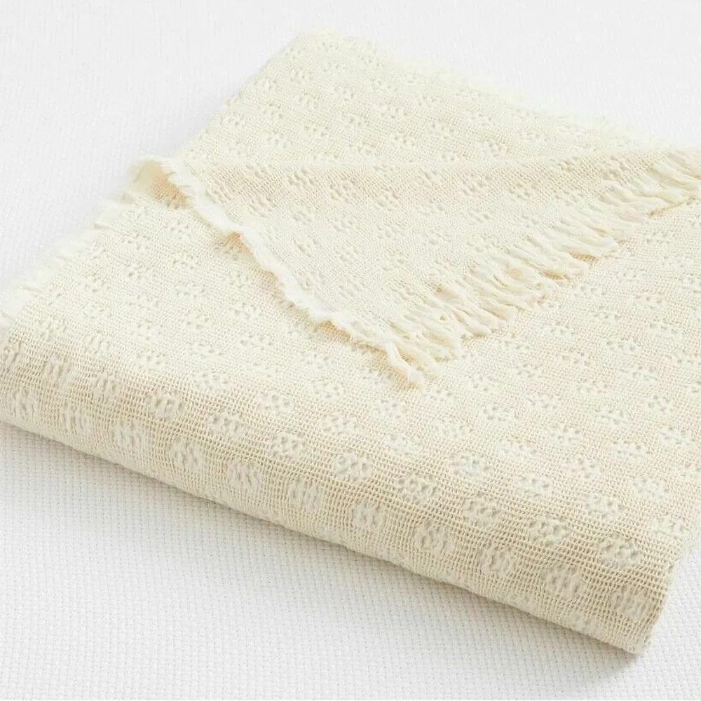 Pottery Barn Cotton Jacquard Fringe Blanket in Ivory Full/Queen NWT